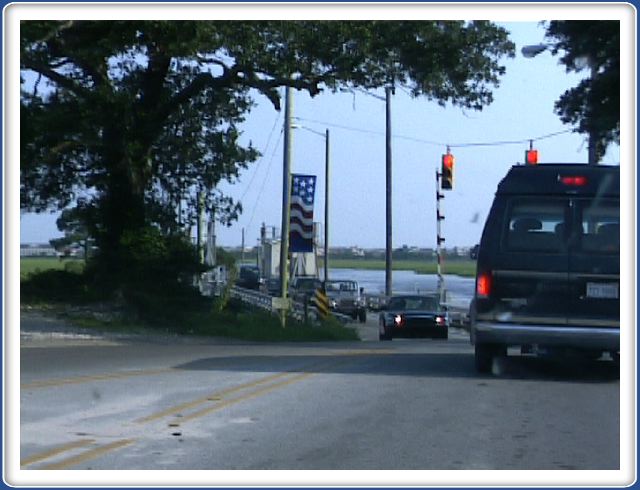 Traffic at the bridge - not so quaint